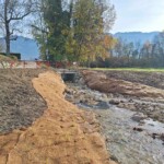 Remplacement d’un passage busé par un ouvrage-cadre, au niveau de la nouvelle confluence Tillet–Nant de Drumettaz